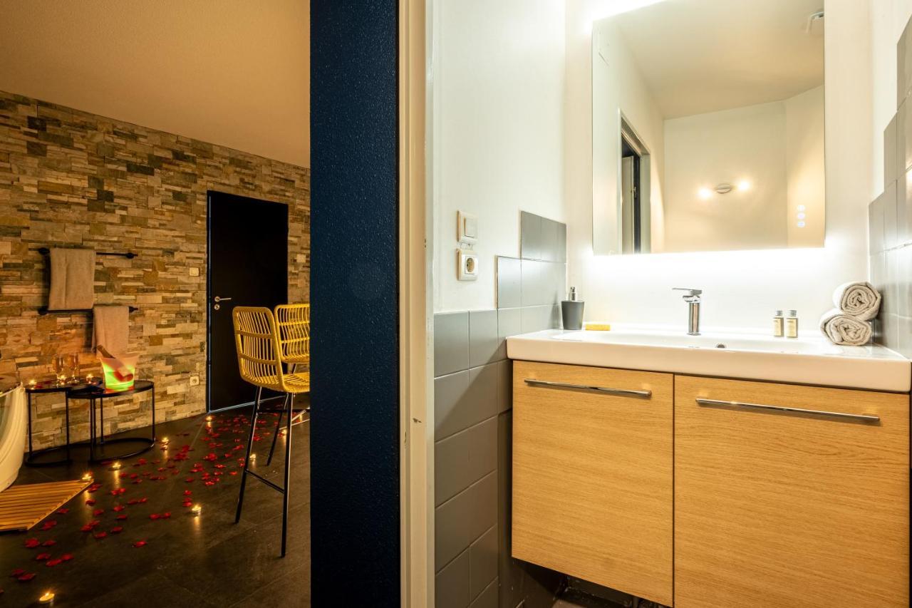 Ferienwohnung Cocon Relax - Jacuzzi - Cinema Montbéliard Exterior foto